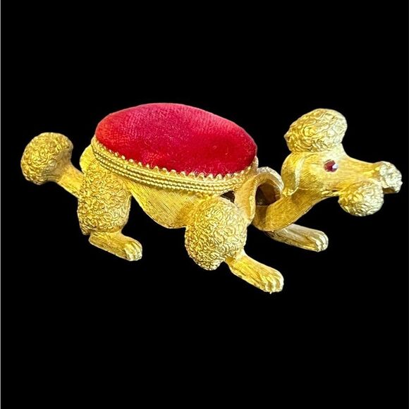 Florenza vintage bobble head poodle pin cushion - Picture 7 of 10
